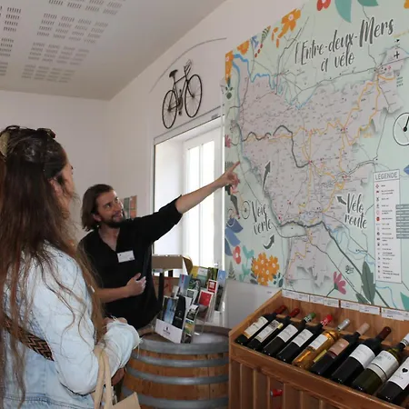 Atena Bordeaux Sud Est - Velo Friendly ホテル Créon