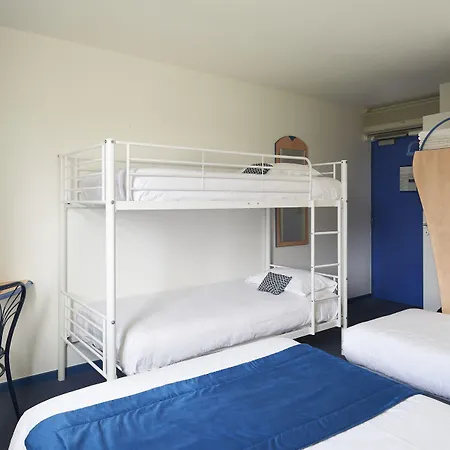 Otel Atena Bordeaux Sud Est - Velo Friendly Créon