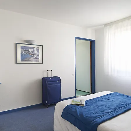 Otel Atena Bordeaux Sud Est - Velo Friendly 2*