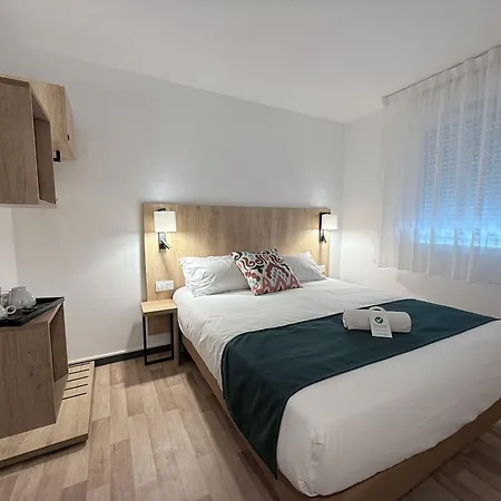 Hotel Atena Bordeaux Sud Est - Velo Friendly 2*