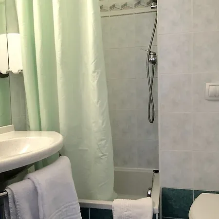 Atena Bordeaux Sud Est - Velo Friendly 2* Créon