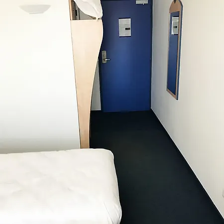 Atena Bordeaux Sud Est - Velo Friendly Hotel