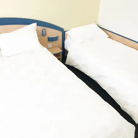 Atena Bordeaux Sud Est - Velo Friendly Hotel