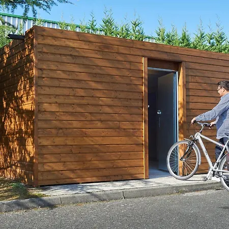 Atena Bordeaux Sud Est - Velo Friendly ホテル Créon