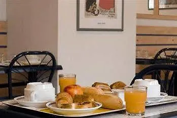 Atena Bordeaux Sud Est - Velo Friendly Hotel