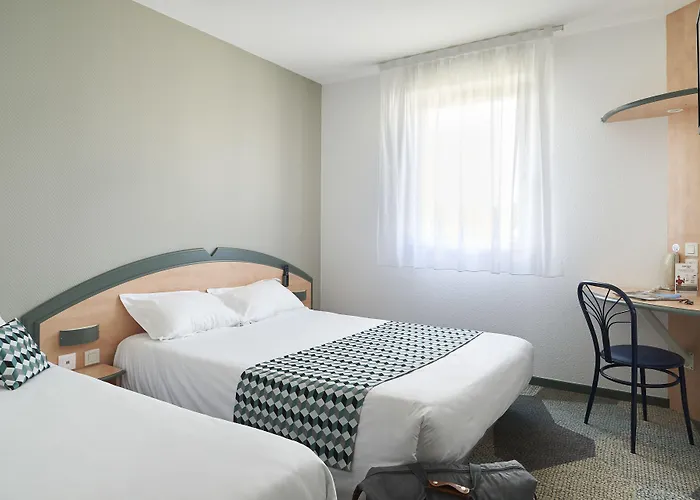 Atena Bordeaux Sud Est - Velo Friendly 2*