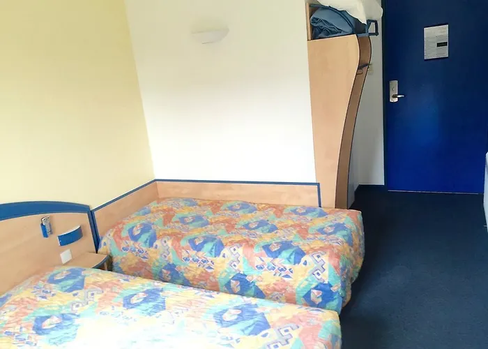 Atena Bordeaux Sud Est - Velo Friendly Hotel 2*