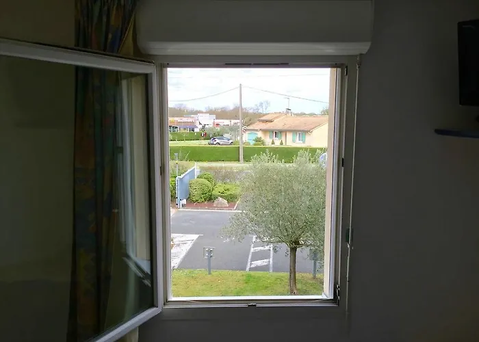 Atena Bordeaux Sud Est - Velo Friendly Hotel Créon