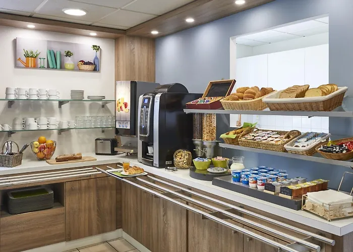 Atena Bordeaux Sud Est - Velo Friendly 2*