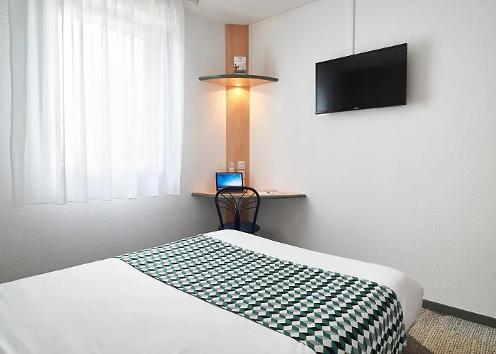 Atena Bordeaux Sud Est - Velo Friendly Hotel